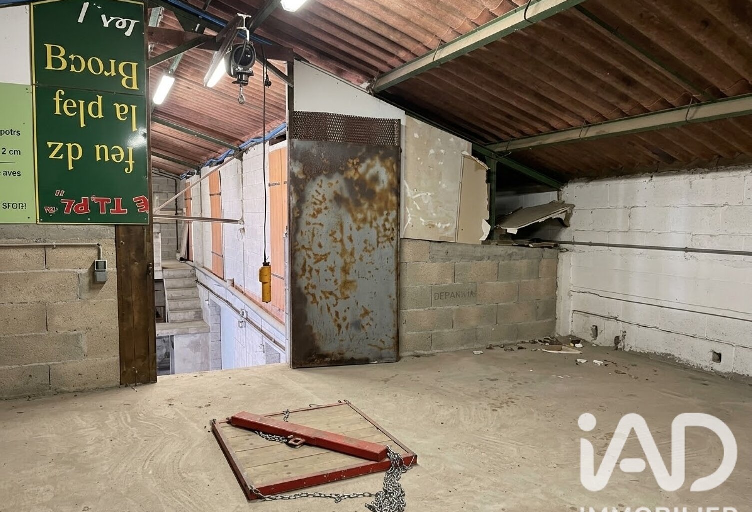 Vente Garage 25 m&sup2; — photo 1