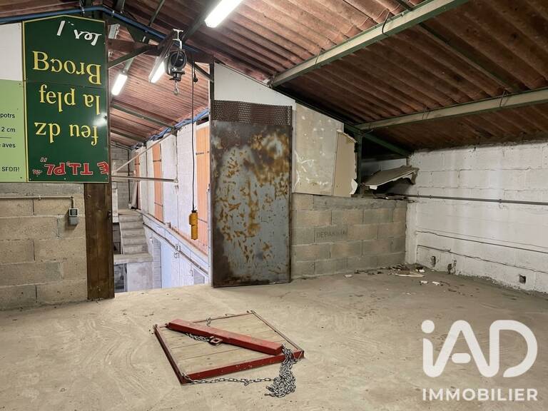 Vente Garage 25 m&sup2; — photo 1