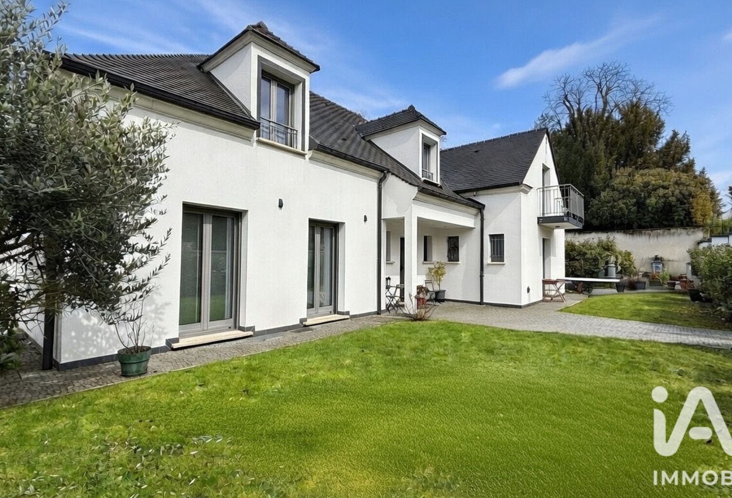 Vente Maison/villa 10 pièces — photo 1