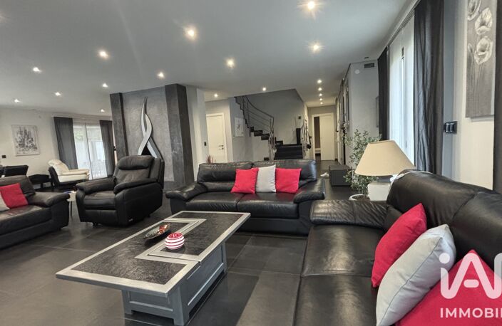 Vente Maison/villa 10 pièces — photo 4