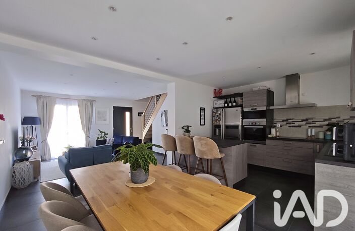 Vente Maison/villa 5 pièces — photo 3