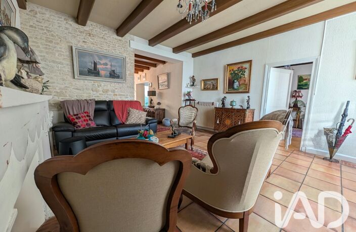 Vente Maison/villa 6 pièces — photo 2