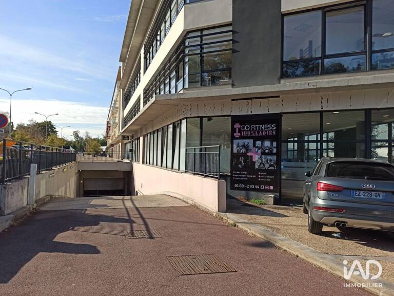 Location Parking 12 m&sup2; — photo 1