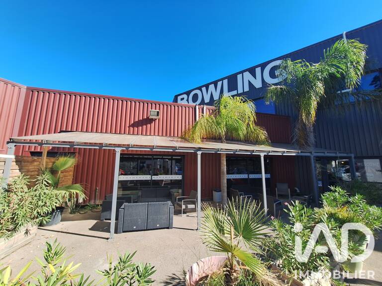 Vente Boutique/Local commercial 1 516 m&sup2; — photo 1