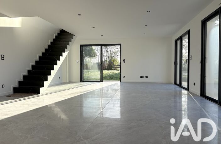 Vente Maison/villa 6 pièces — photo 2
