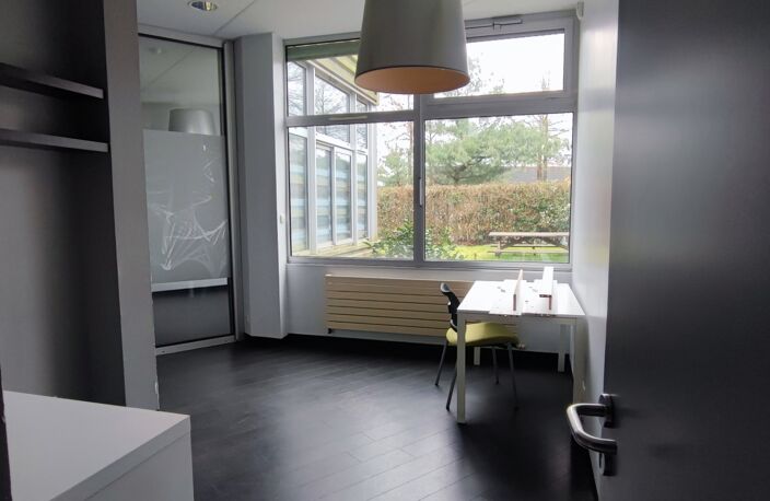 Vente Boutique/Local commercial 1 500 m&sup2; — photo 5