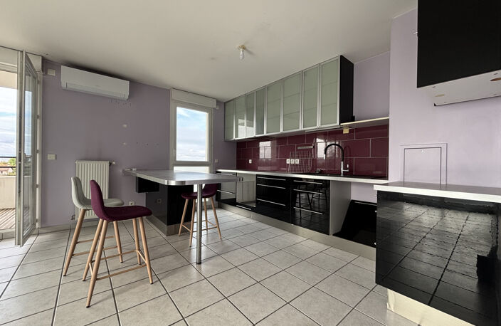 MIONS   Bel appartement T4 lumineux de 81 m2 avec balcon, cl — photo 3