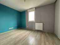 MIONS   Bel appartement T4 lumineux de 81 m2 avec balcon, cl — photo 4