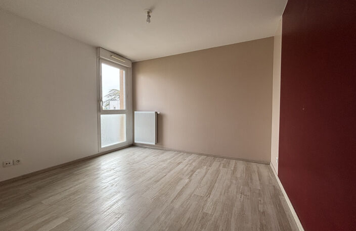 MIONS   Bel appartement T4 lumineux de 81 m2 avec balcon, cl — photo 5