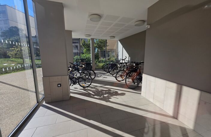 Appartement à louer Villeurbanne — photo 4