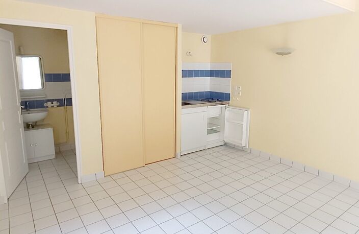 BLOIS - Maison 2 pièces 35 m² — photo 2