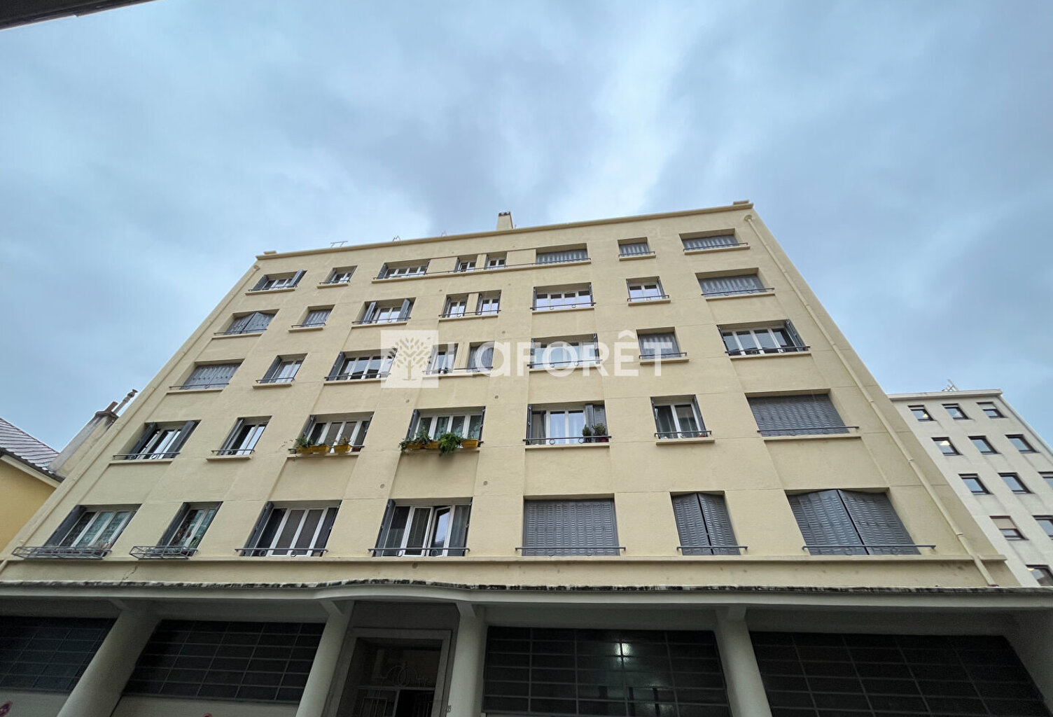 PARKING  EN RDC 35 RUE SEGUIN 69002 LYON — photo 1