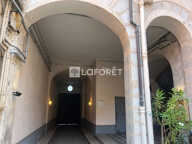 PLACE  BELLECOUR GRAND GARAGE A LOUER — photo 2