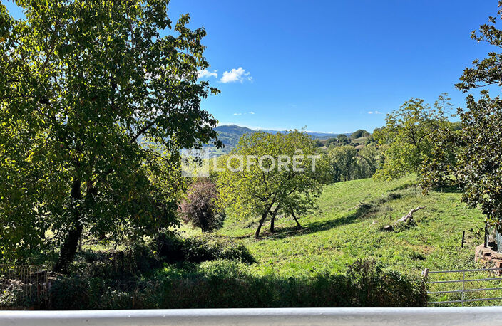 PRUINES: MAISON T5 ET GRANGE SUR 2700 M2 — photo 5