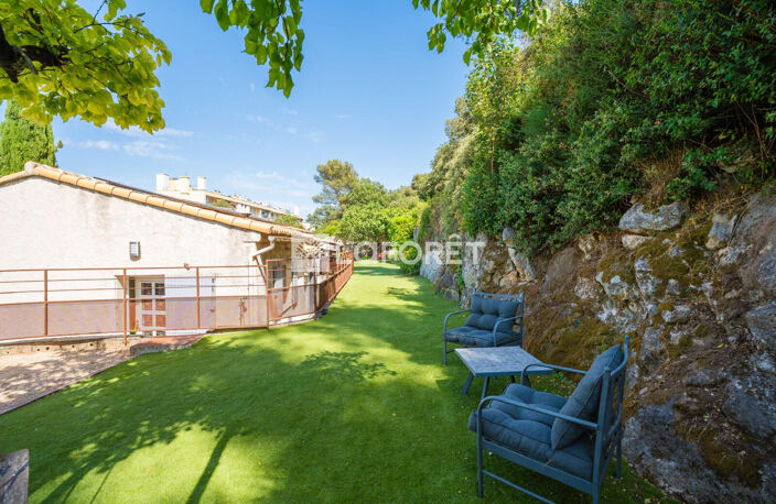 Maison La Penne Sur Huveaune - T6 - — photo 4