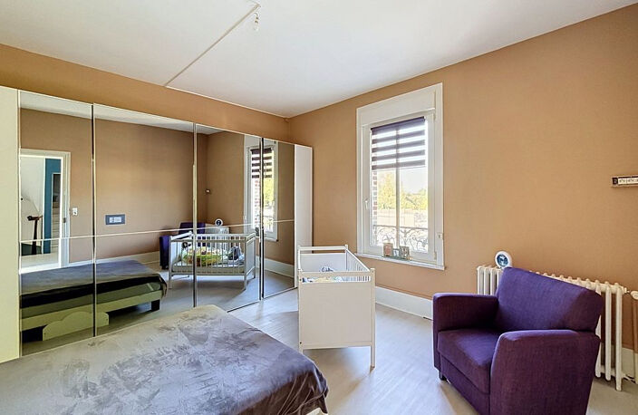 Maison de maître - 214 m²  - 5 chambres - Terrain de 1 087 m² — photo 3
