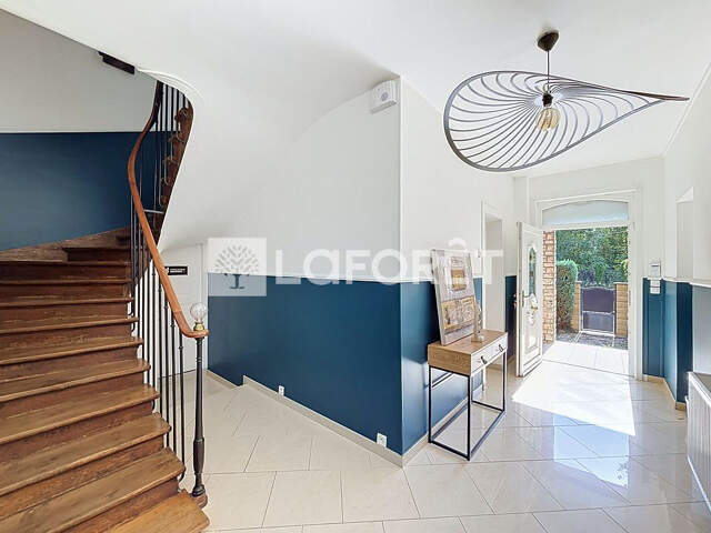 Maison de maître - 214 m²  - 5 chambres - Terrain de 1 087 m² — photo du bien