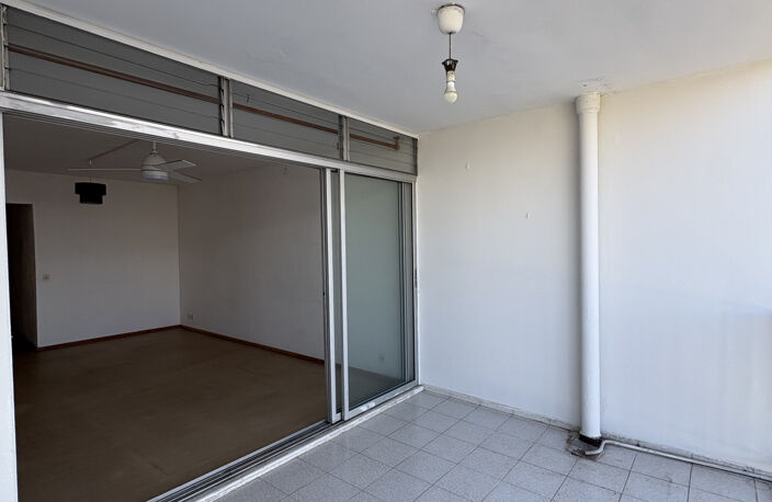 APPARTEMENT T4 POINTE-A-PITRE IMMEUBLE SECURISE AVEC ASCENSE — photo 3