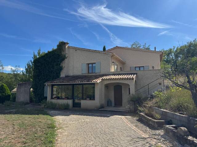 Maison À Vendre — photo du bien