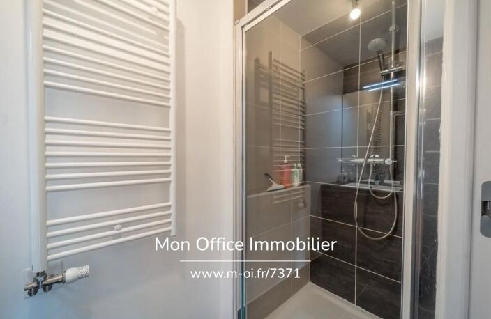 Référence : 7371-TCA - Appartement 4 pièces de 85m2 avec terrasse vue montagne et garage double rue Louis Boch (Annecy centre-ville) — photo 5