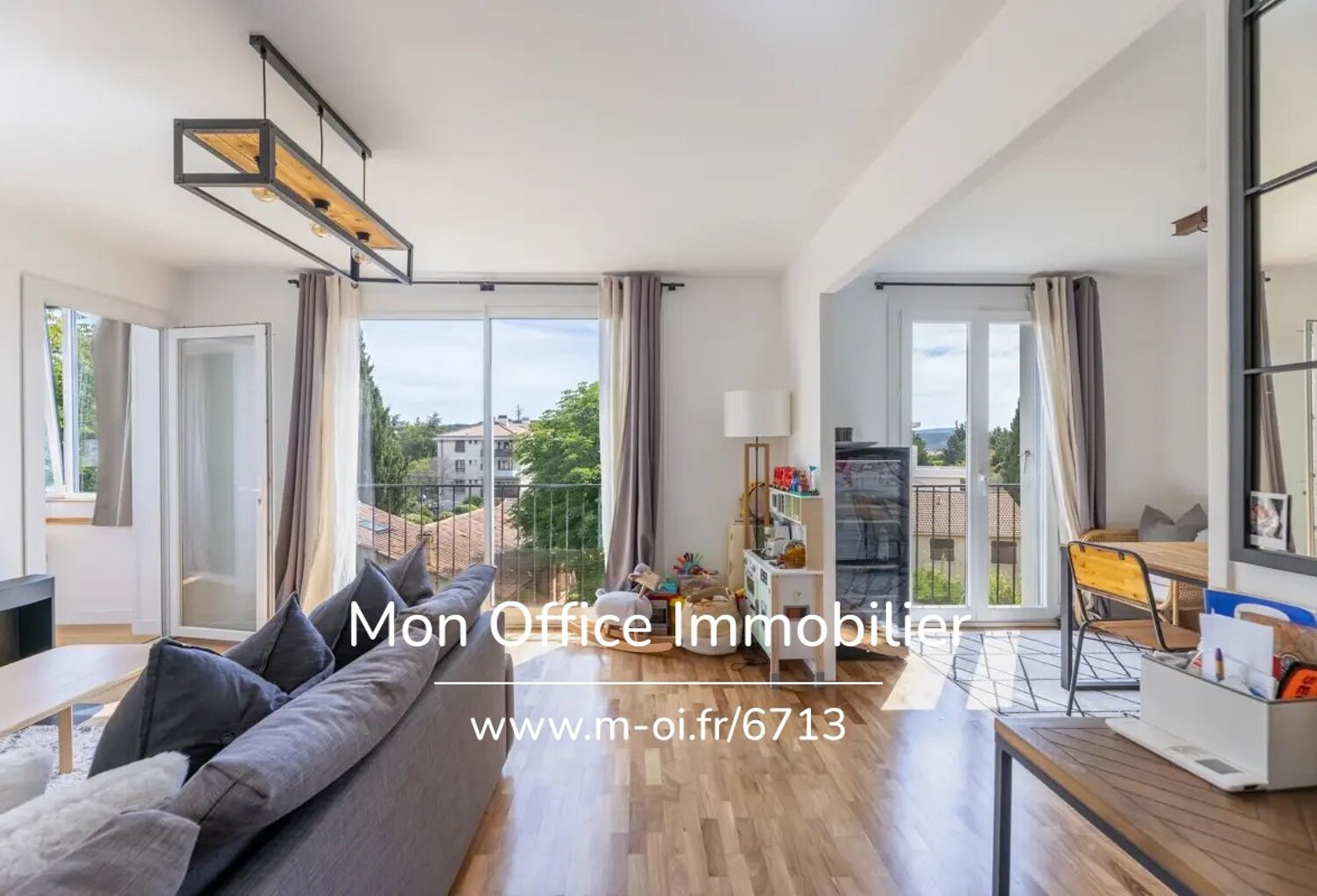 Référence : 6713-PAN - Appartement 3 pièces de 69 m² à Aix-En-Provence — photo 1