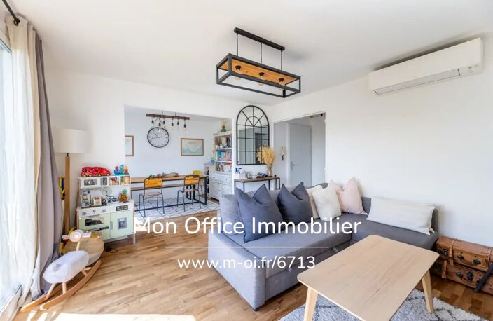 Référence : 6713-PAN - Appartement 3 pièces de 69 m² à Aix-En-Provence — photo 2