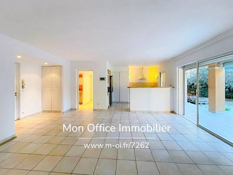 Référence : 7262-LES. - APPARTEMENT T3 AVEC GARAGE ET GRAND JARDIN AU CENTRE DU VILLAGE DE COGOLIN — photo 1