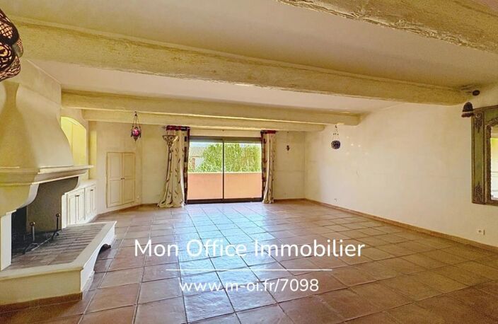 Référence : 7098-LES - MAISON DE MAÎTRE T7 À RÉNOVER AU COEUR DU VILLAGE DE COGOLIN — photo 2