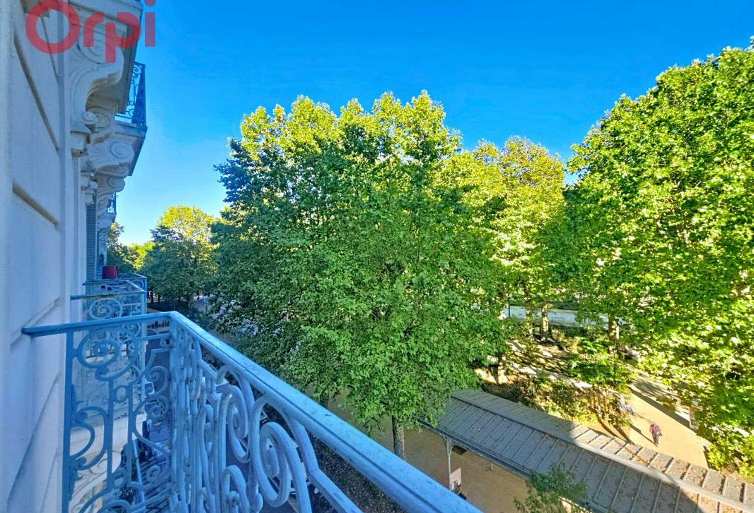 VICHY – TRIANGLE D’OR – VUE SUR LE PARC DES SOURCES — photo 1