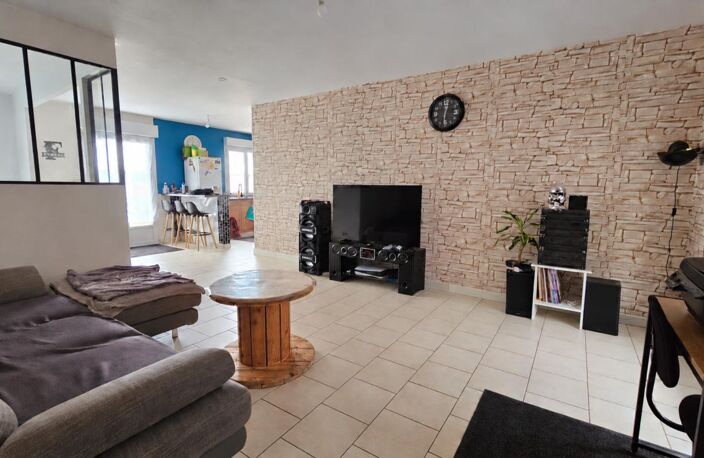 Maison de plain-pied  SAVIGNE SOUS LE LUDE (72) — photo 3