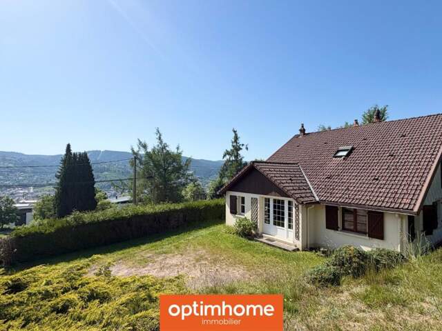 MAISON FAMILIALE À VENDRE À GÉRARDMER – VUE MONTAGNE, VUE SUR LES PISTES DE SKI ET 9 117 M² DE TERRAIN — photo du bien