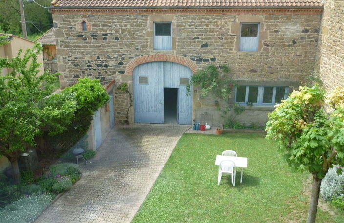 Maison de 9 pièces , 200 m² , avec dépendance ,terrain clos — photo 3