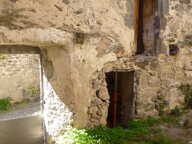 BATIMENT ATYPIQUE A RESTAURER DANS UN FORT VILLAGEOIS — photo 4