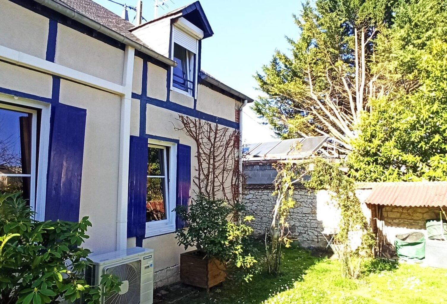 MAISON DE CHARME — photo 1