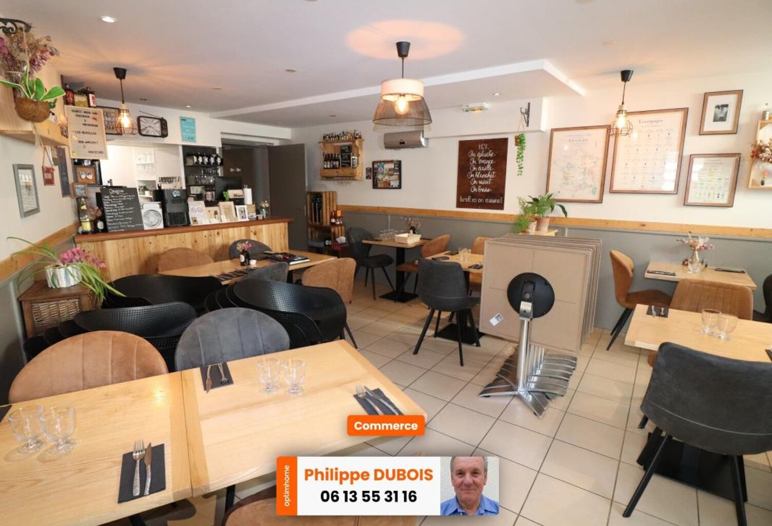 A VENDRE SUPERBE RESTAURANT AU COEUR DE ROCHEFORT (17) — photo 1