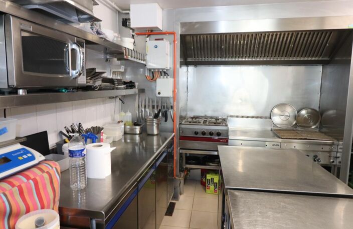 A VENDRE SUPERBE RESTAURANT AU COEUR DE ROCHEFORT (17) — photo 5