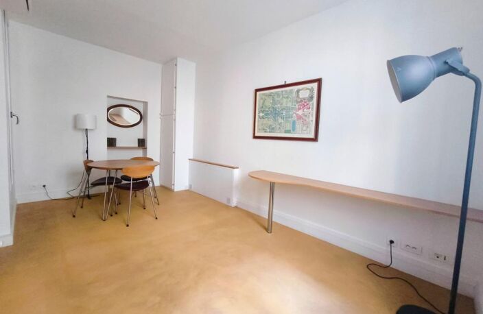 Appartement 65 m2 à PARIS 9EME - CITE DE TREVISE — photo 4