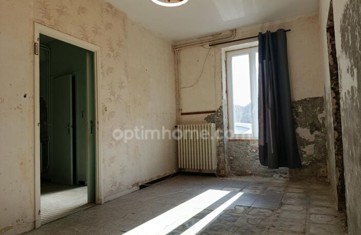 Maison à vendre 3 pièces SAINT GERVAIS D'AUVERGNE (63) — photo 3