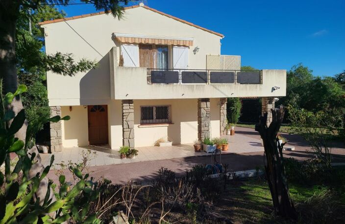 Villa T8 de 155 m2 sur 950 m2 de terrain — photo 3