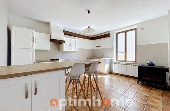 Grand appartement en monopropriété dans maison familiale de 168 m² à deux pas du centre-ville ! — photo 2