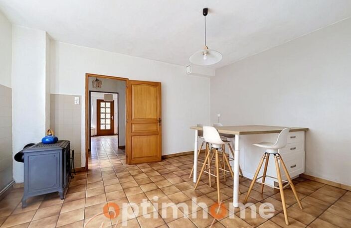 Grand appartement en monopropriété dans maison familiale de 168 m² à deux pas du centre-ville ! — photo 3