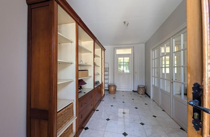 UN BIEN RARE + 220 M2 ! EN EXCLUSIVITE OPTIMHOME ! — photo 3