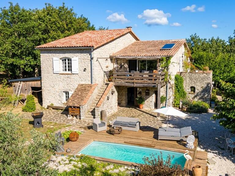 Mas en pierres LES VANS - terrain 1,8ha — photo 1