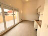 APPARTEMENT À LOUER – Magnifique Studio de 25 m² avec terrasse et parking – ISTRES — photo 3