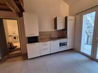 À LOUER – Maison de ville meublée avec extérieur à Orgon — photo 4