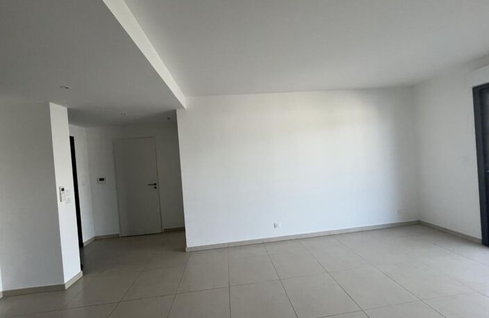 F3 RESIDENCE LES JARDINS DE LA GRAVONA BT C AJACCIO — photo 4