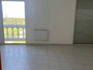 T4 vide Talasani Haut-de-villa — photo 2