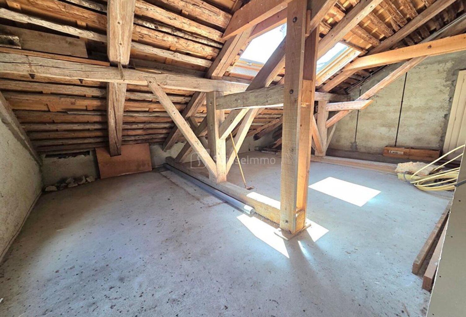 APPARTEMENT / PLATEAU  T5 110 m² 89000 EUROS — photo 1
