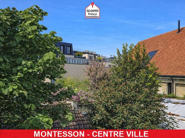 YVELINES - Montesson (78360) - A VENDRE - APPARTEMENT DUPLEX AU 1ER ET COMBLES DE 65 M² - PIECE DE VIE DE 35M - 1/2 COUCHAGES - PARKING - CALME - ESPACES COMMUNS ARBORES - RARE — photo 1