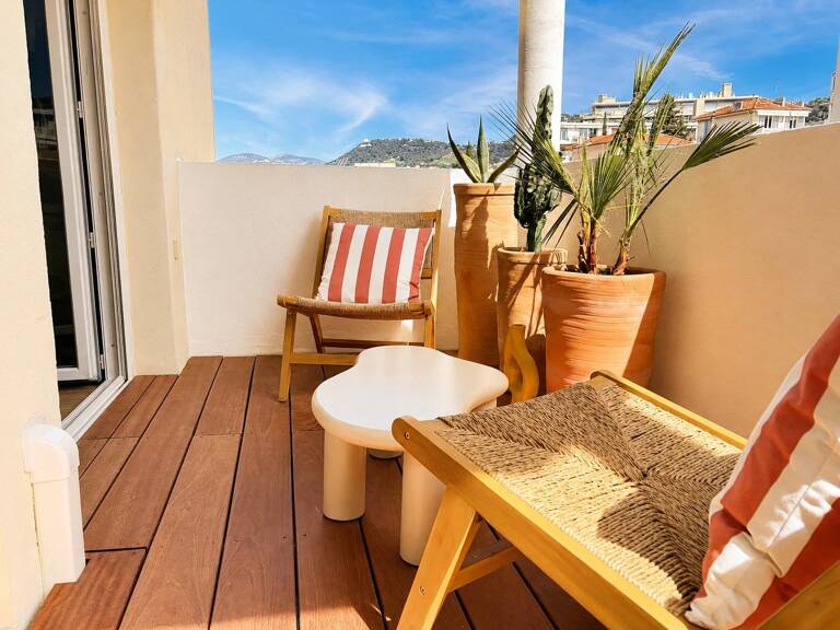 NICE LE PORT - 2 pièces avec terrasse — photo 1